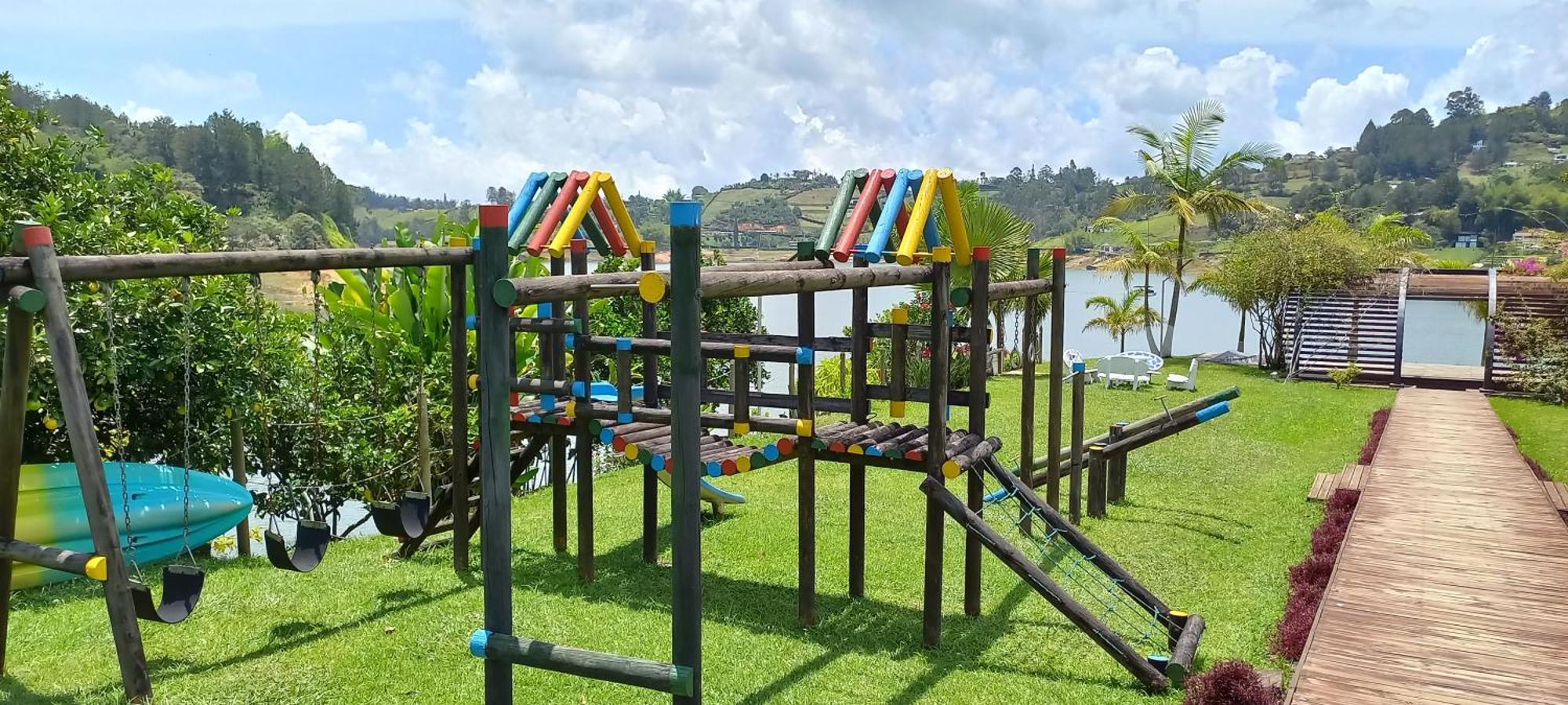 Jordan Hotel Boutique Guatape Exterior photo